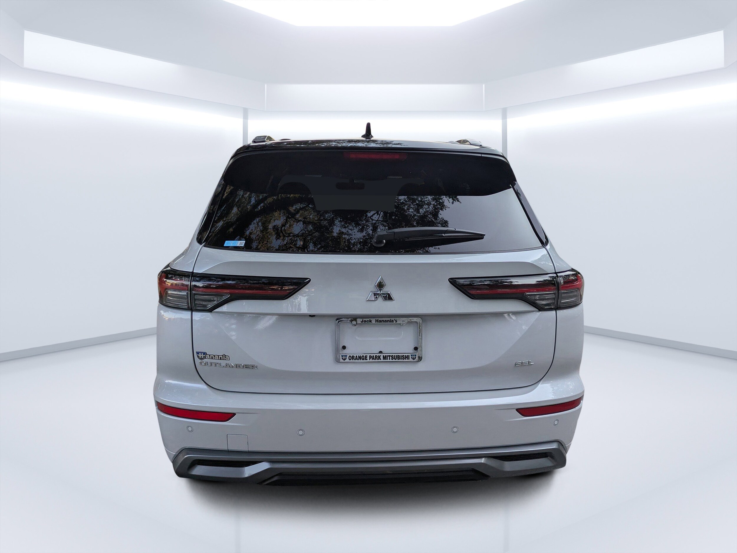2025 Mitsubishi Outlander SEL photo 4