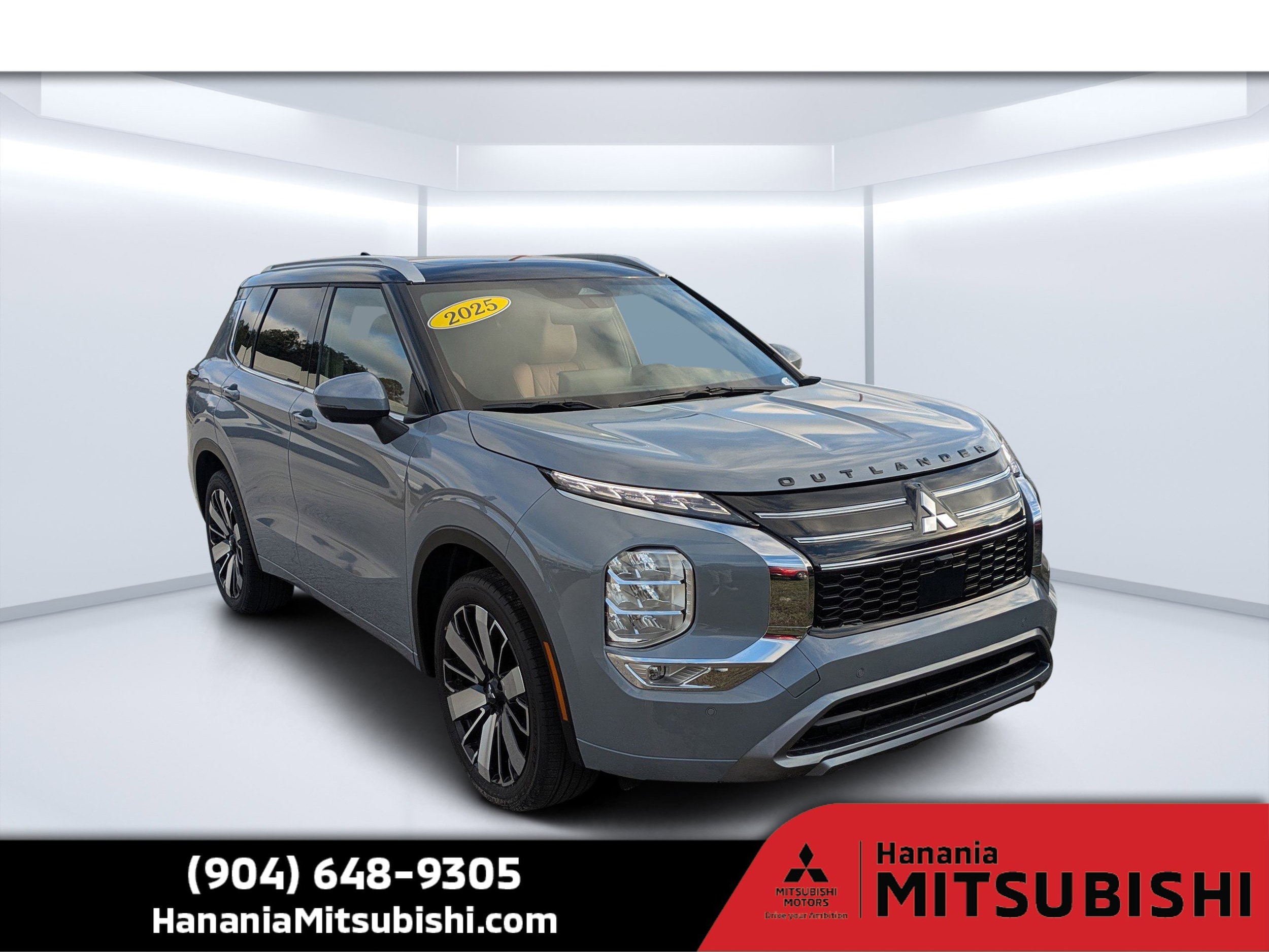 2025 Mitsubishi Outlander SEL's photo