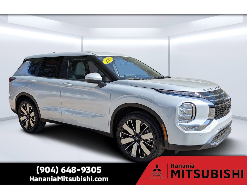 New 2026 Mitsubishi Outlander SE SUV