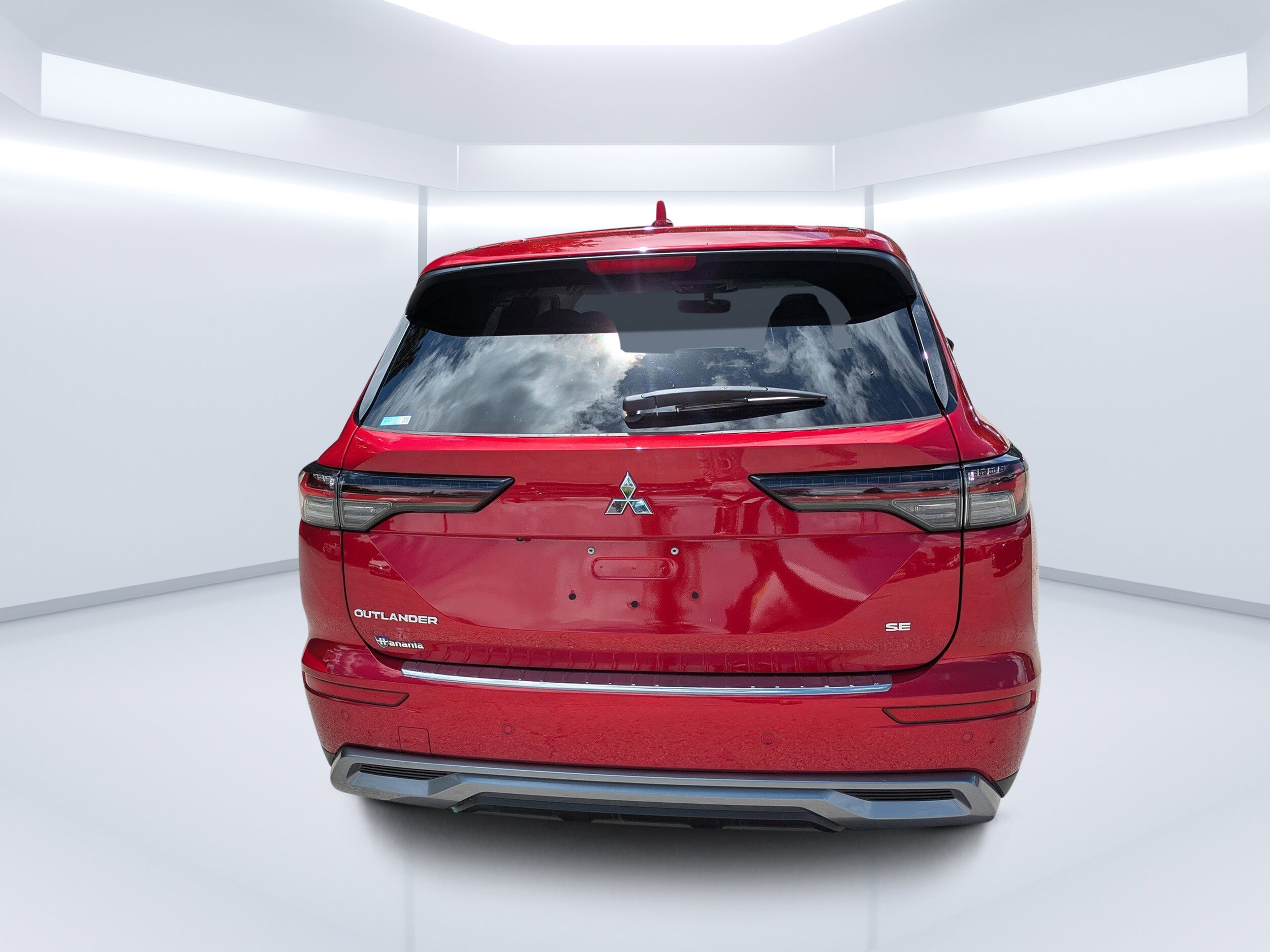 2025 Mitsubishi Outlander SE photo 4