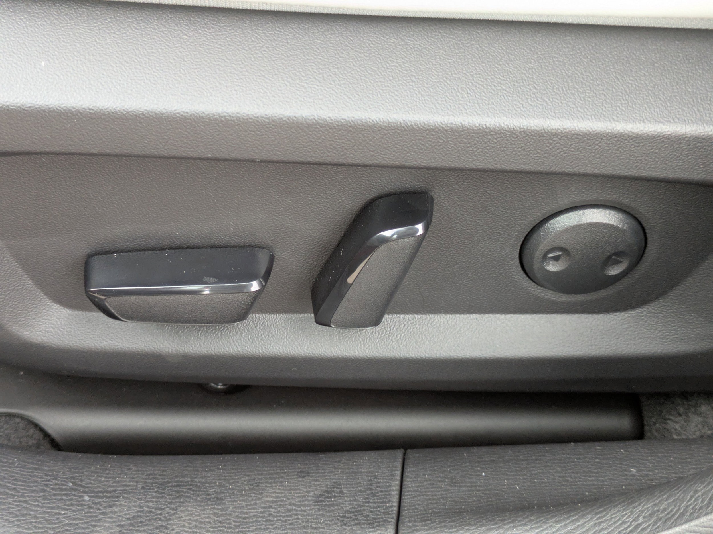 2025 Mitsubishi Outlander SE - Photo 22