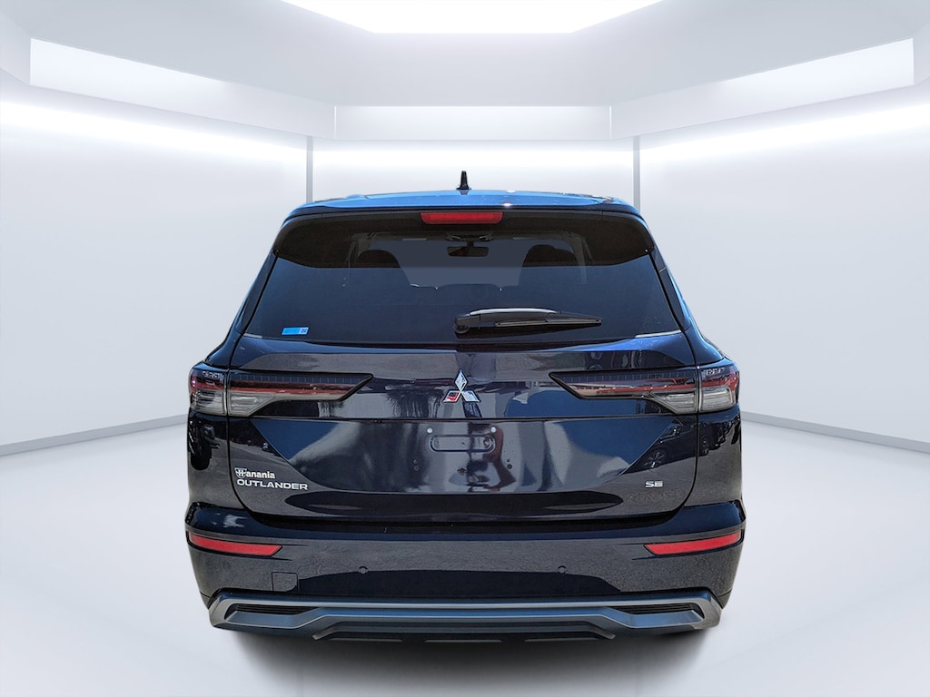 New 2025 Mitsubishi Outlander SE SUV