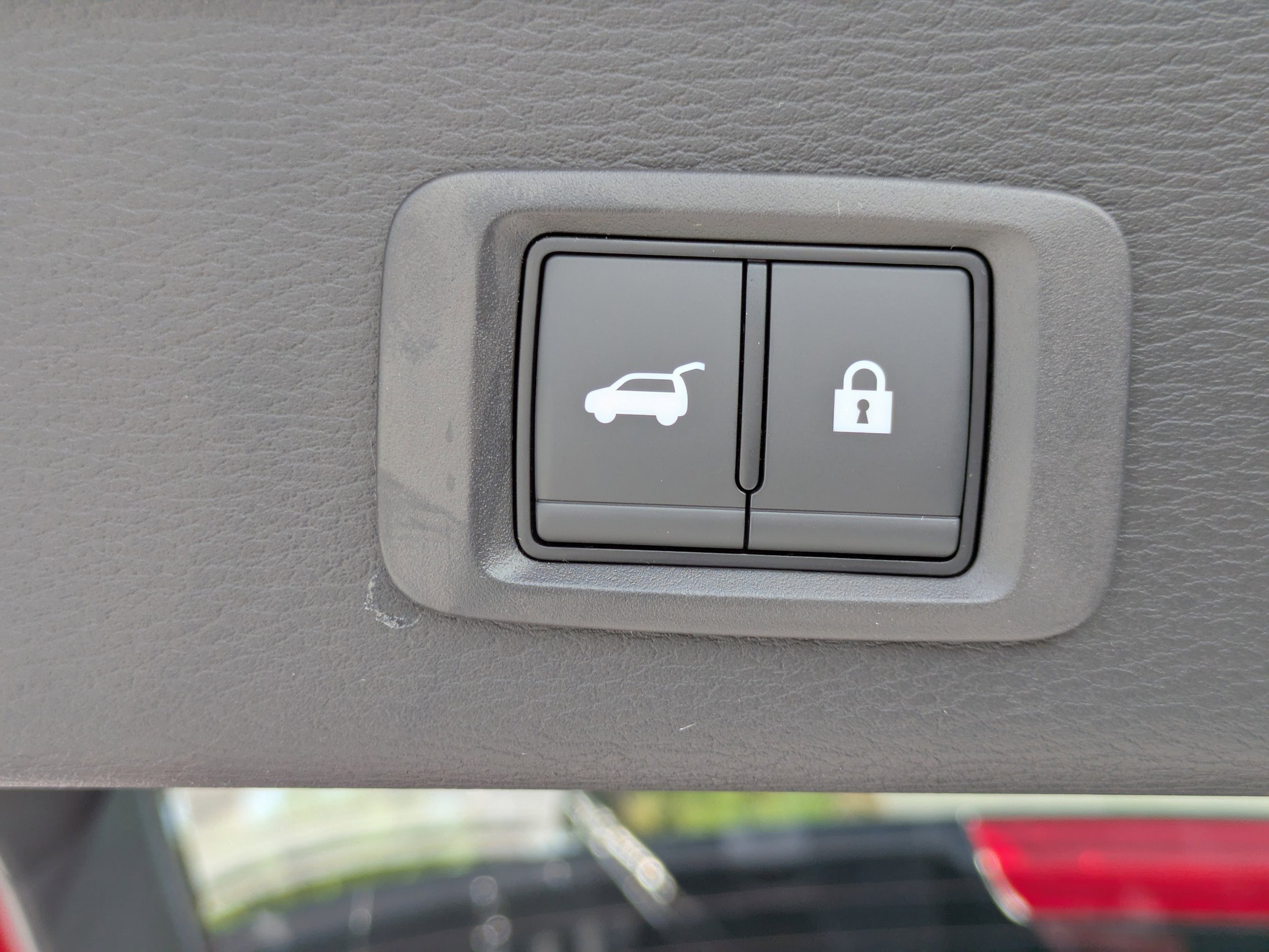 2025 Mitsubishi Outlander SE - Photo 13