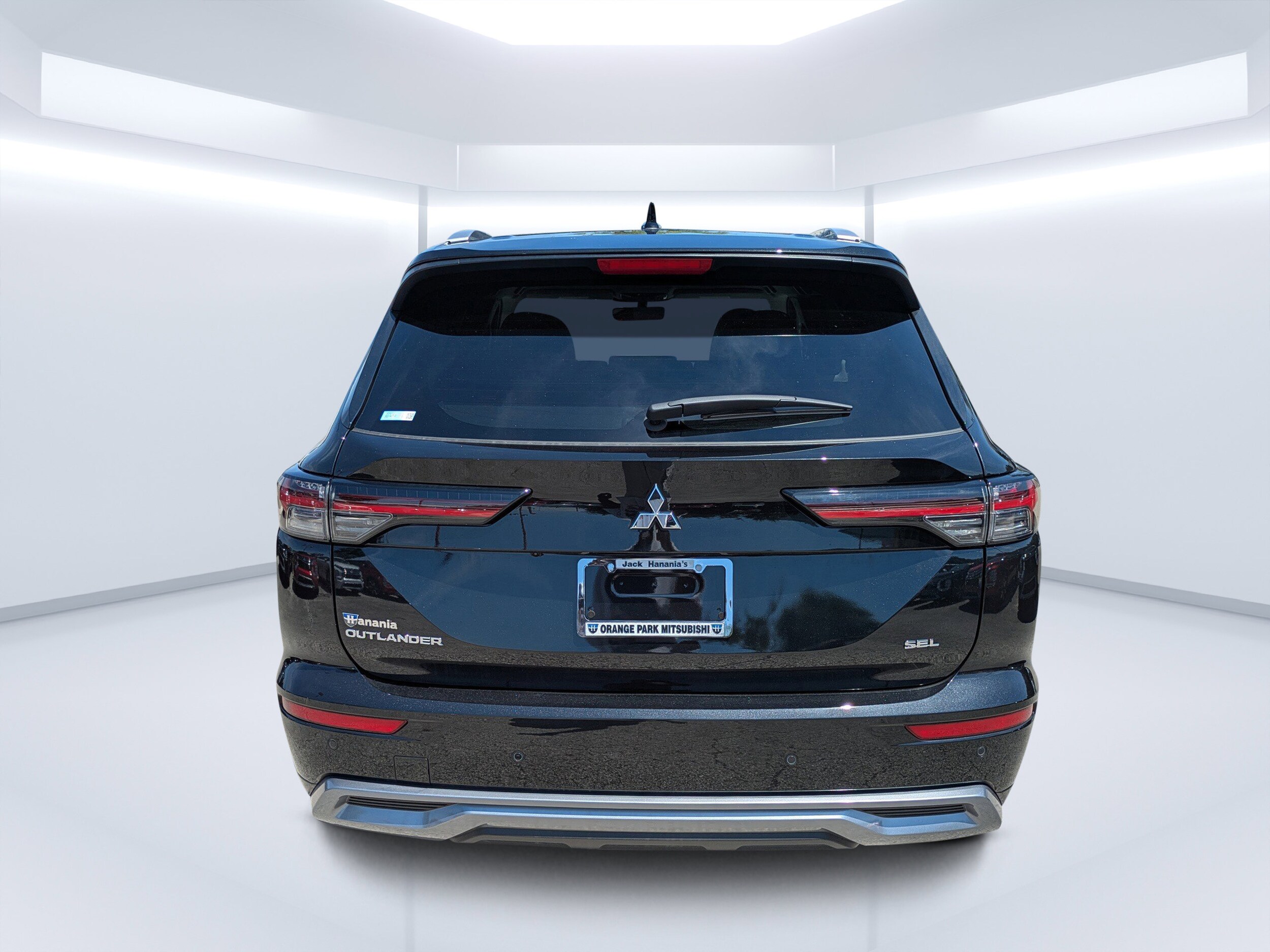 2025 Mitsubishi Outlander SEL photo 4