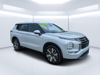 2025 Mitsubishi Outlander SE SUV