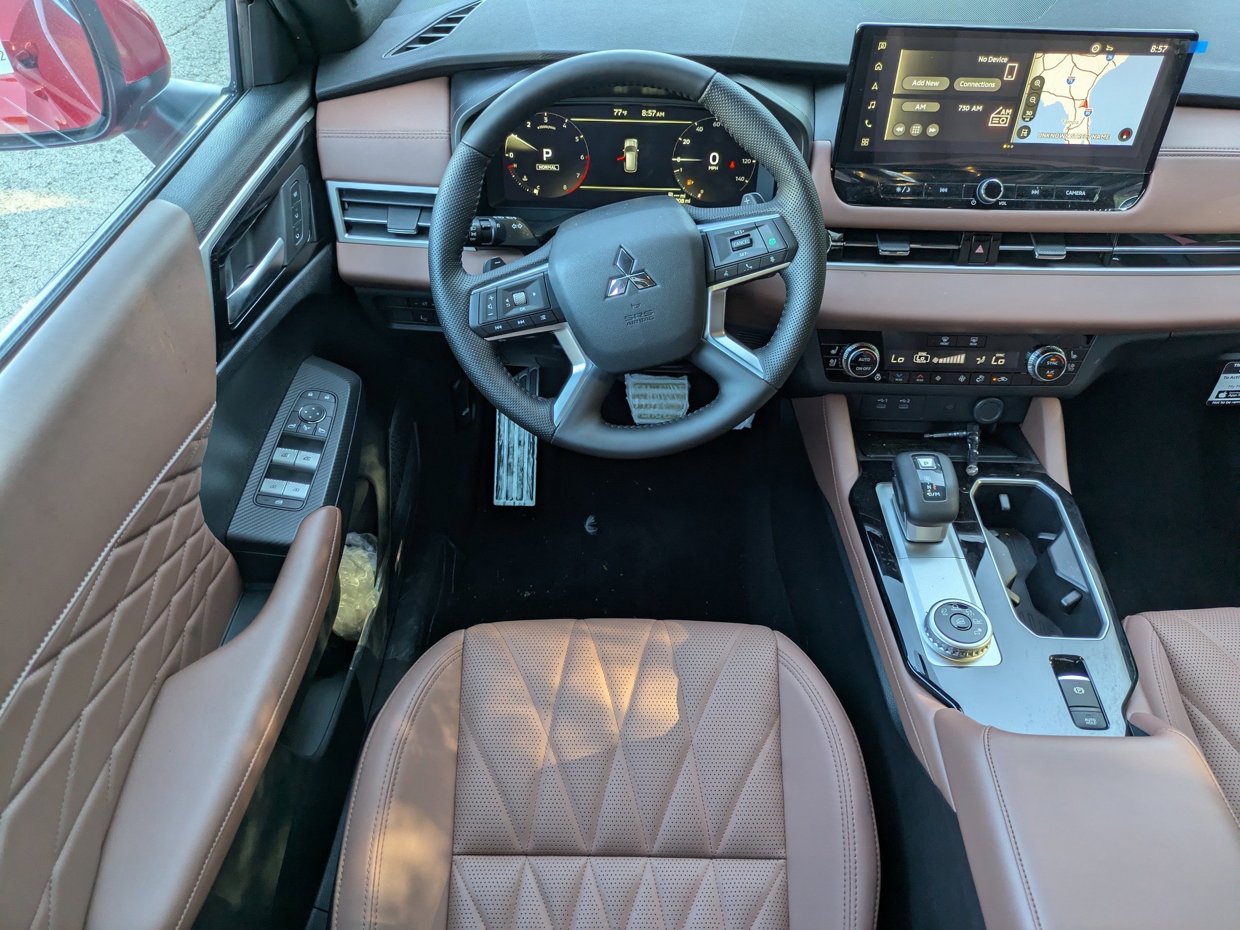 2025 Mitsubishi Outlander SEL - Photo 16