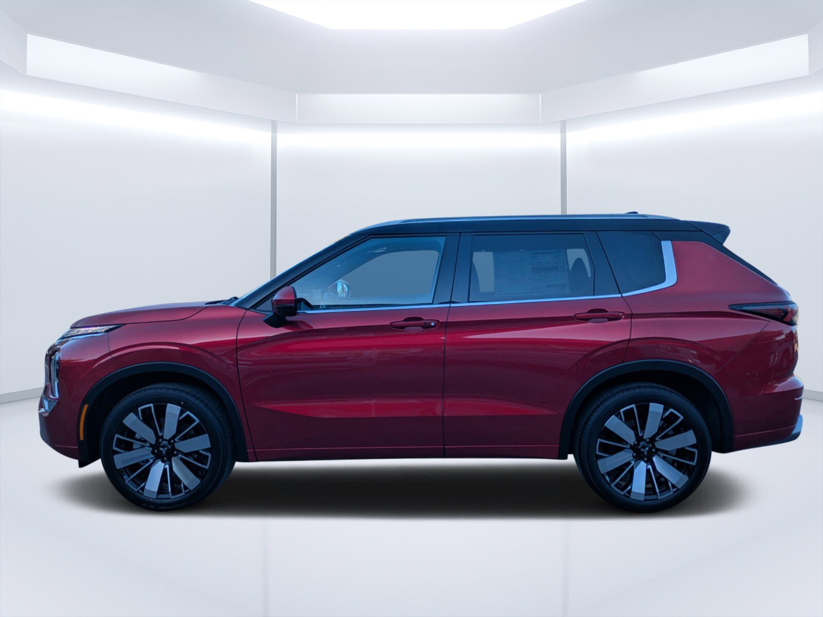 2025 Mitsubishi Outlander SEL - Photo 6