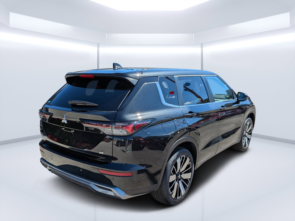 New 2025 Mitsubishi Outlander SE SUV