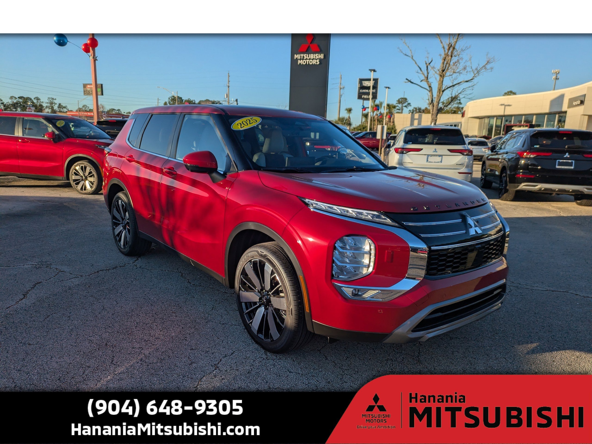 2025 Mitsubishi Outlander SE's photo