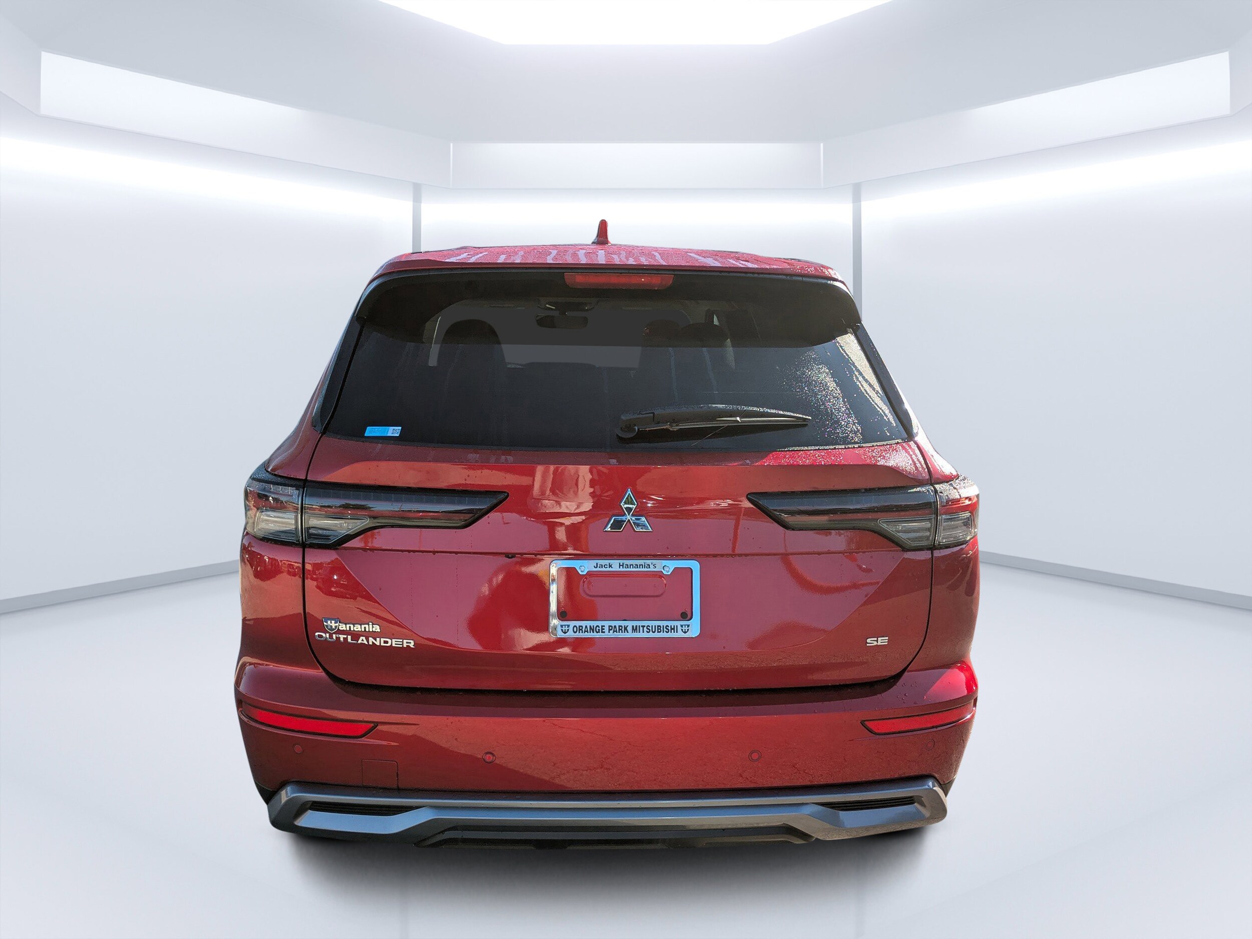 2025 Mitsubishi Outlander SE photo 4