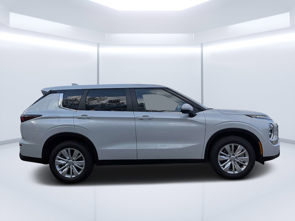 New 2026 Mitsubishi Outlander ES SUV