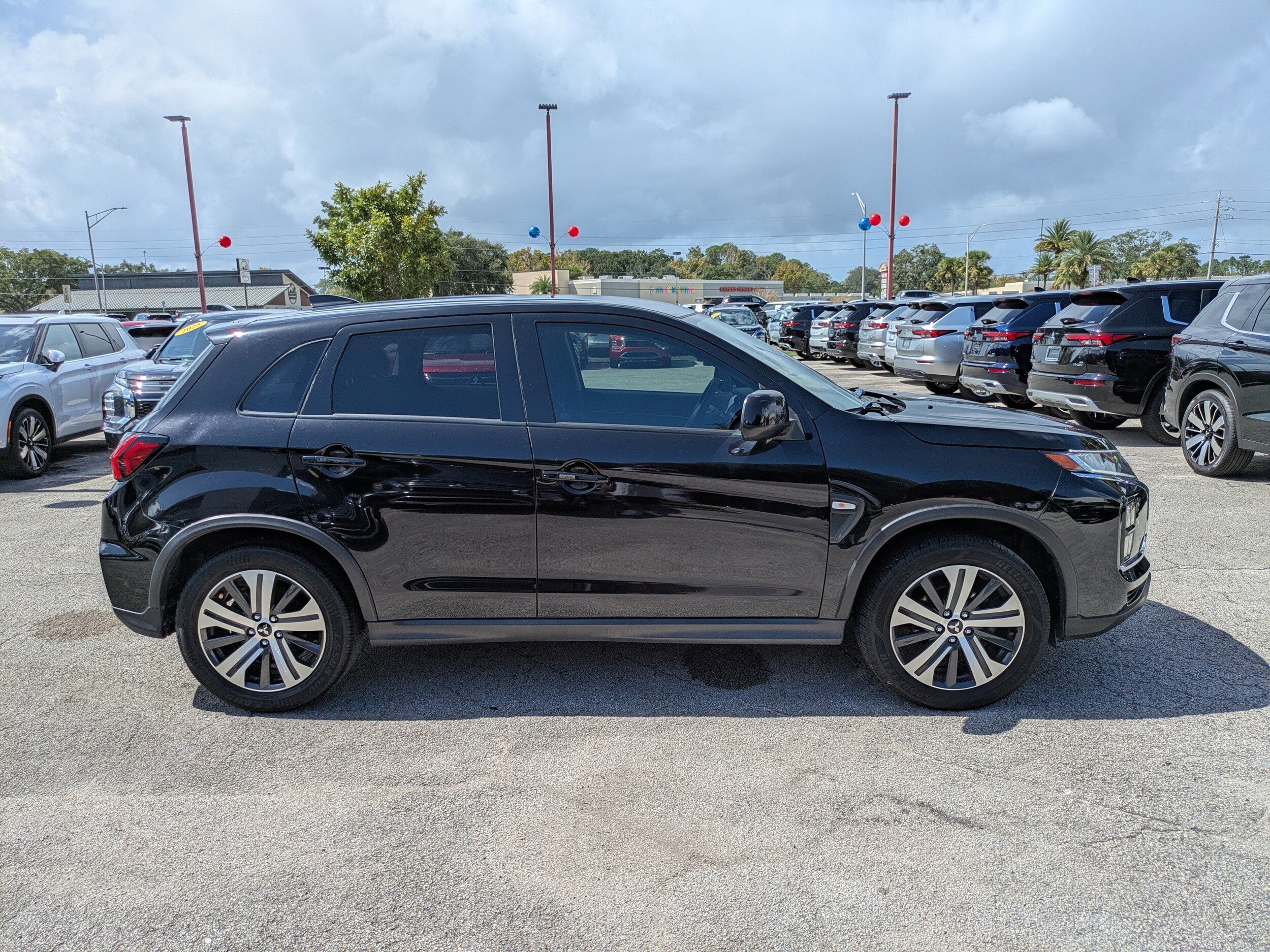 2021 Mitsubishi Outlander Sport BE photo 2