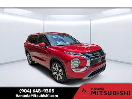 2025 Mitsubishi Outlander SE SUV