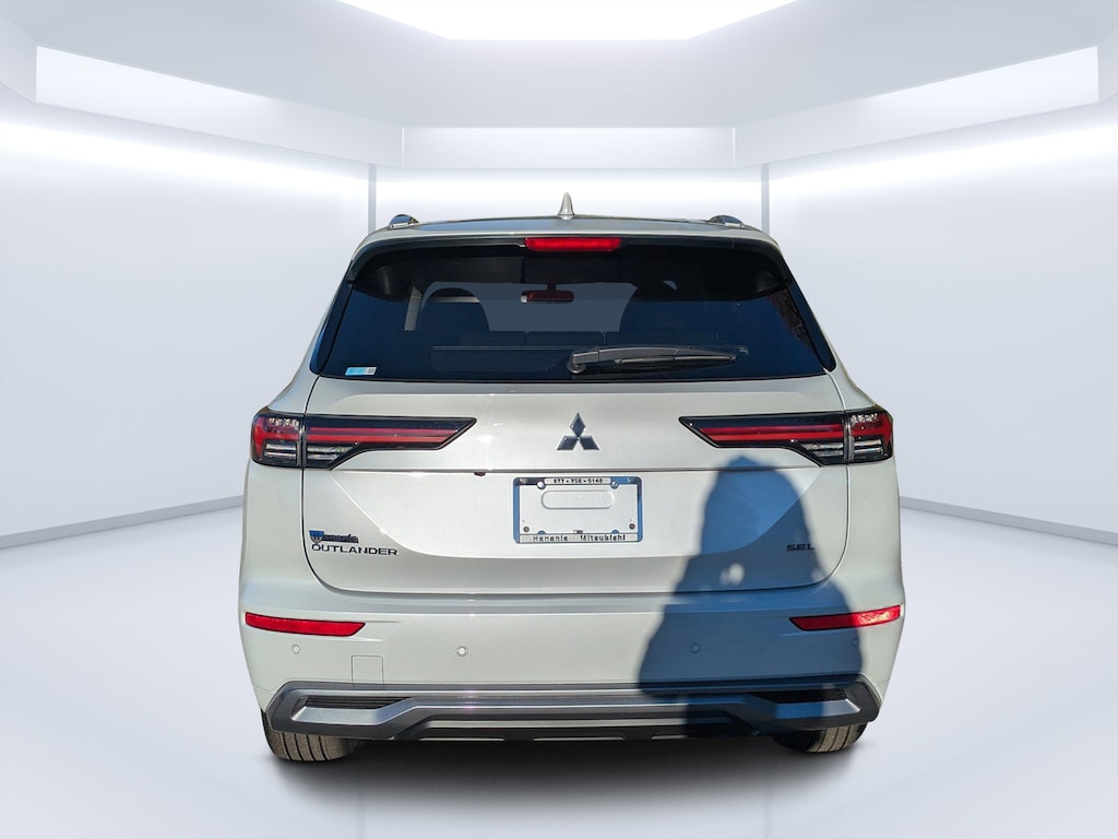 New 2025 Mitsubishi Outlander SEL SUV