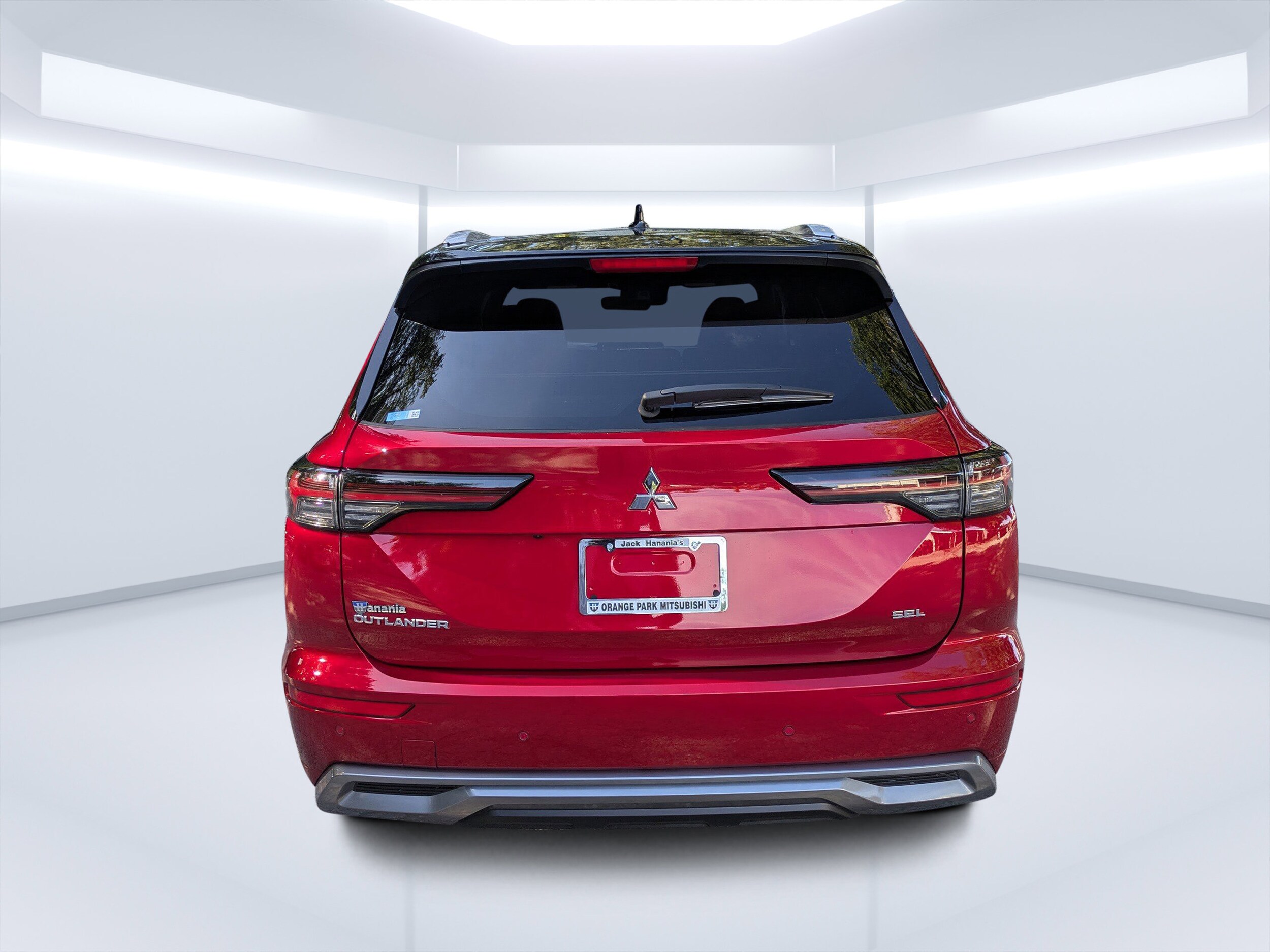 2025 Mitsubishi Outlander SEL photo 3