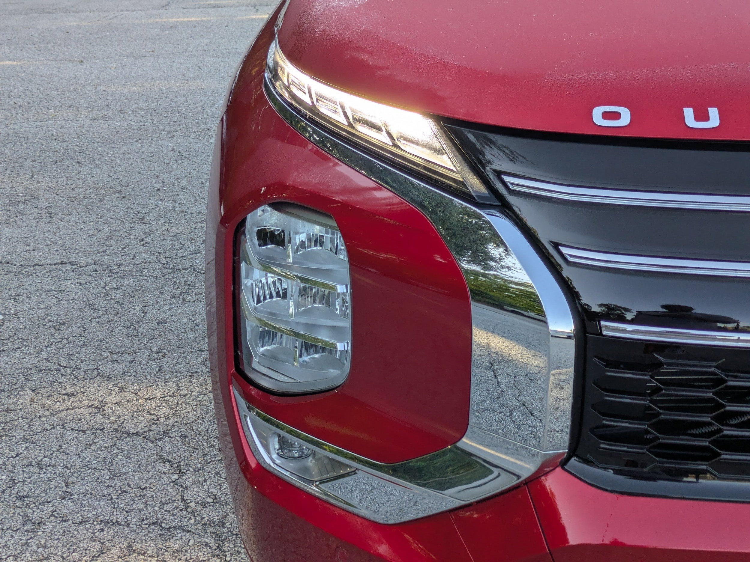 2025 Mitsubishi Outlander SEL - Photo 9