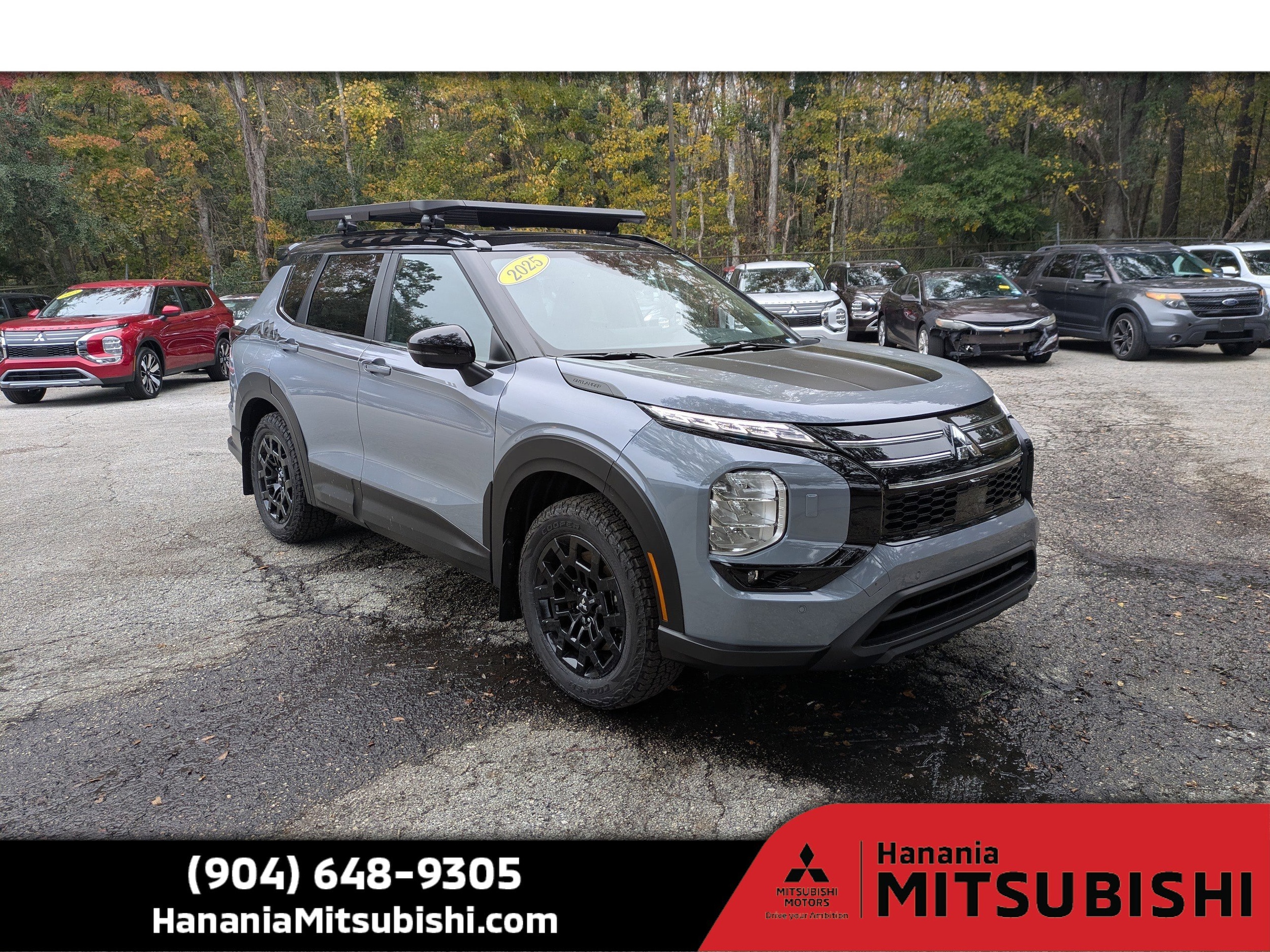 2025 Mitsubishi Outlander Trail Edition's photo