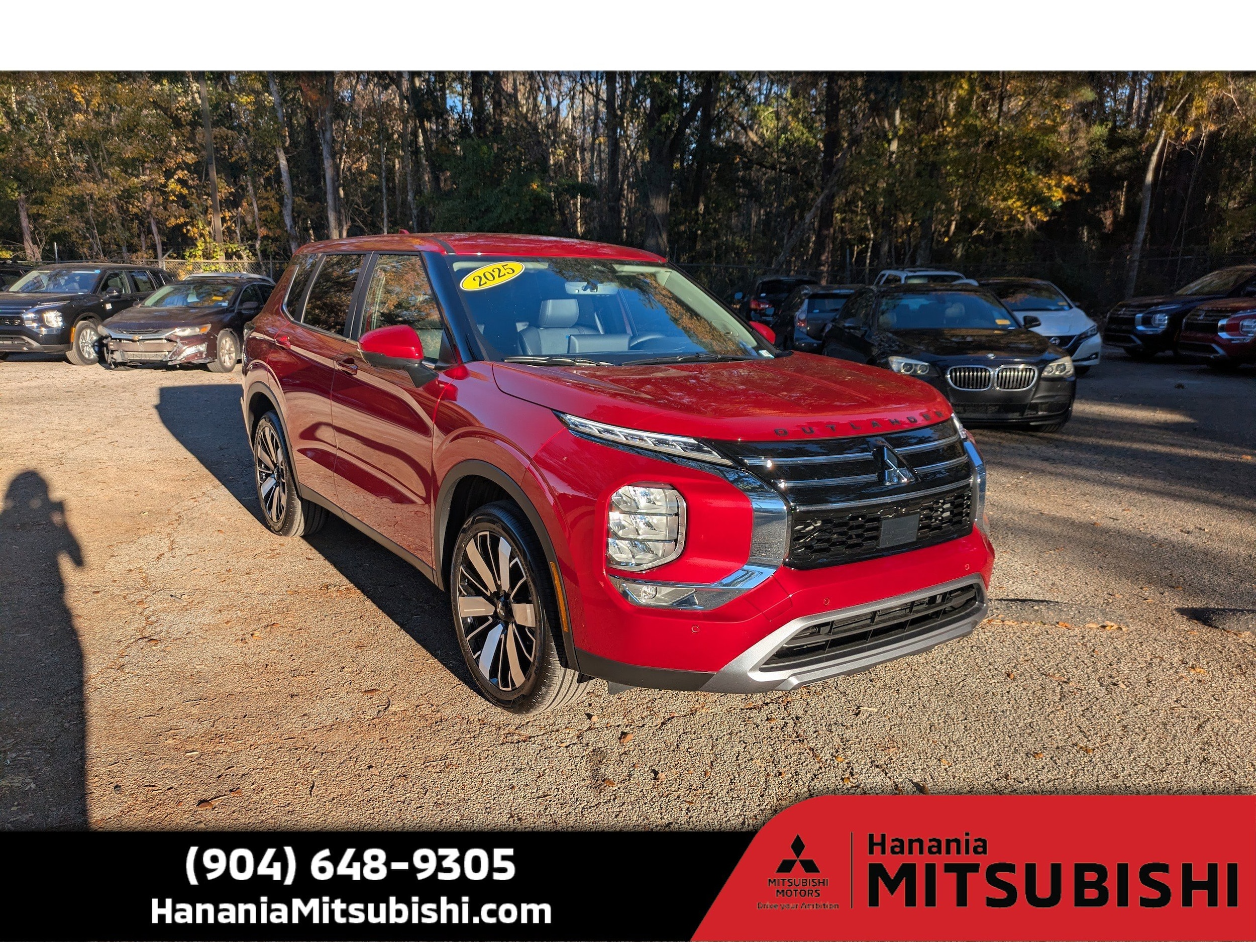 2025 Mitsubishi Outlander SE's photo