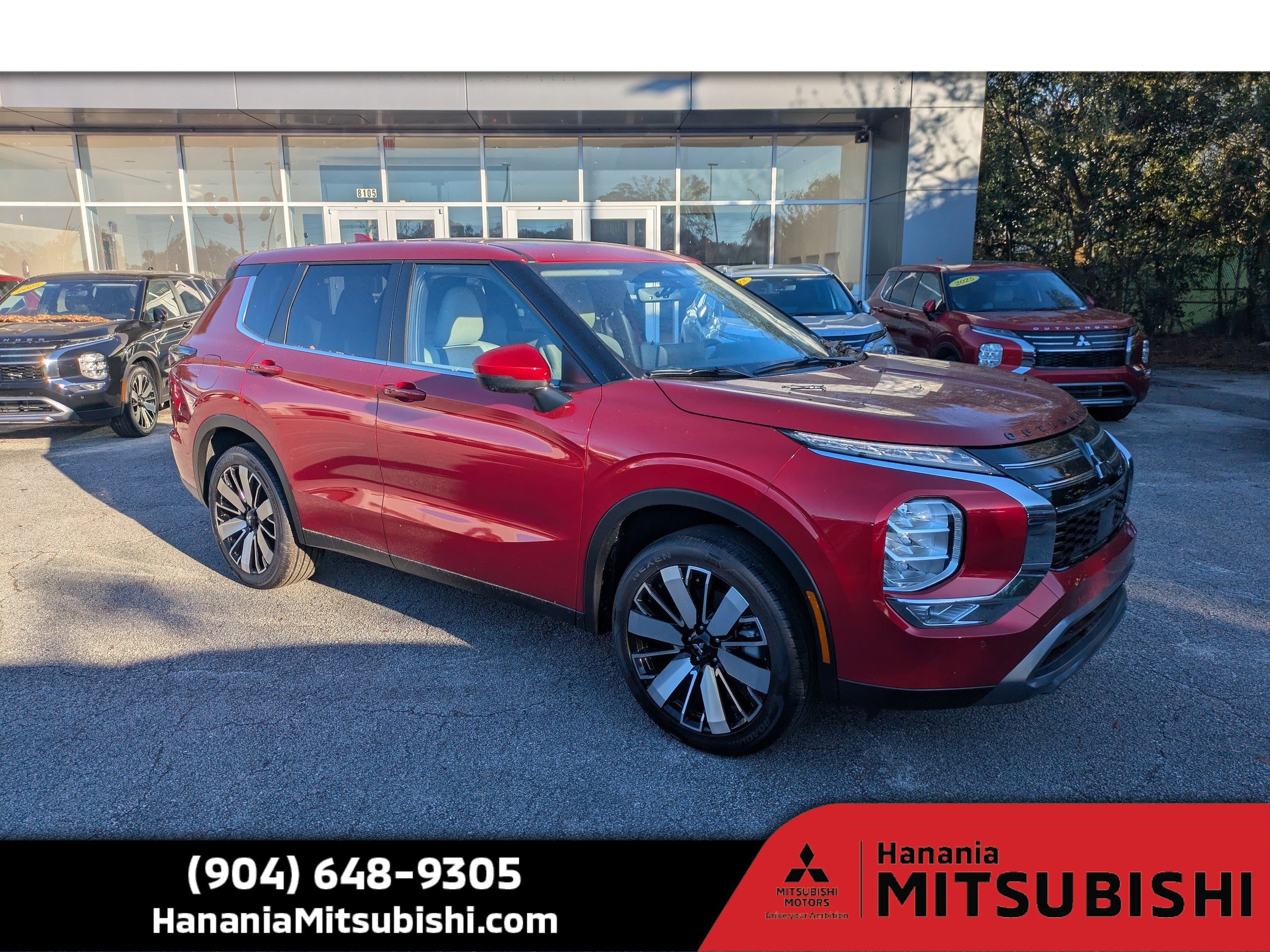 2025 Mitsubishi Outlander SE's photo