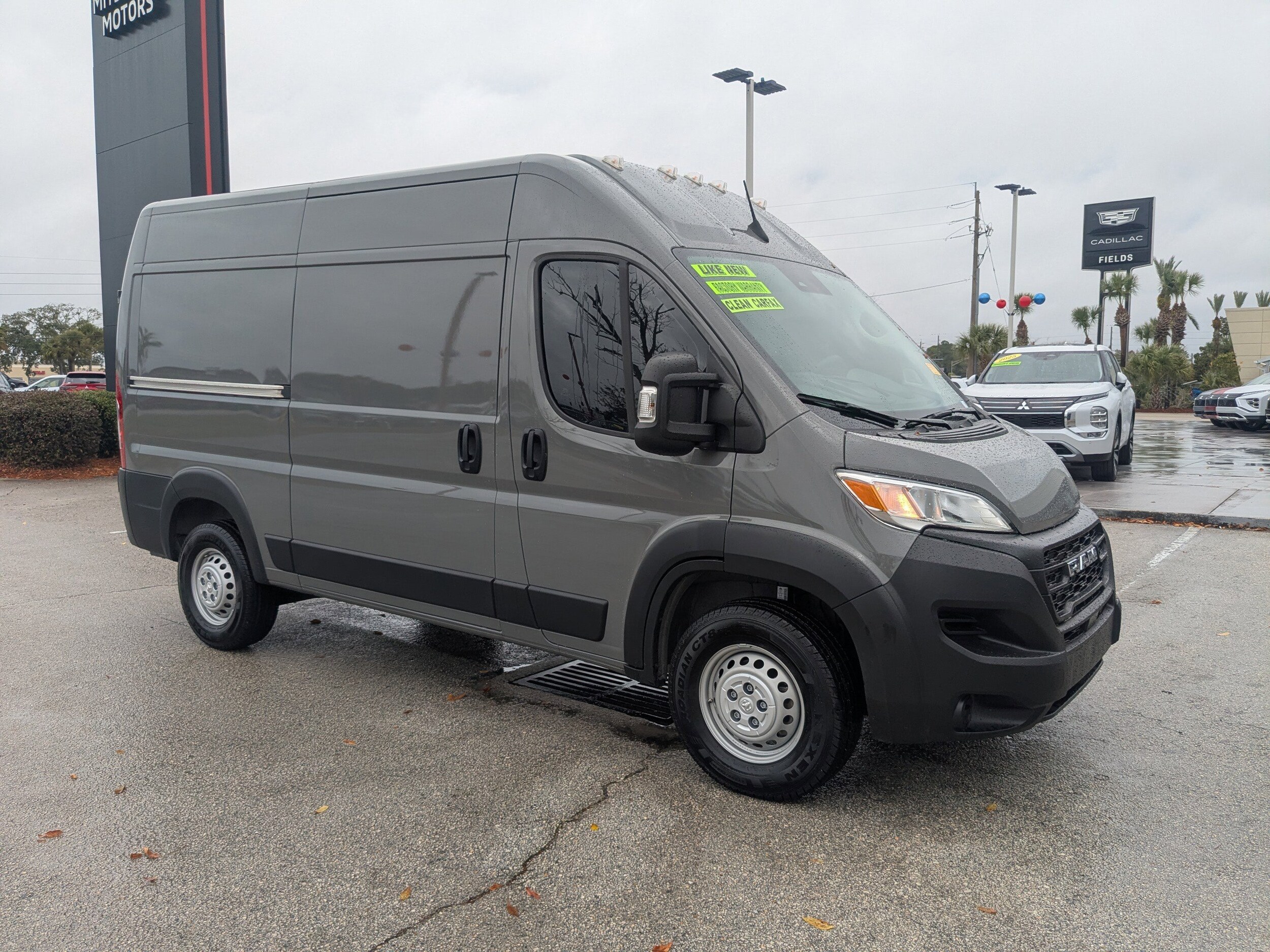 2025 Ram ProMaster 2500 Tradesman photo 2