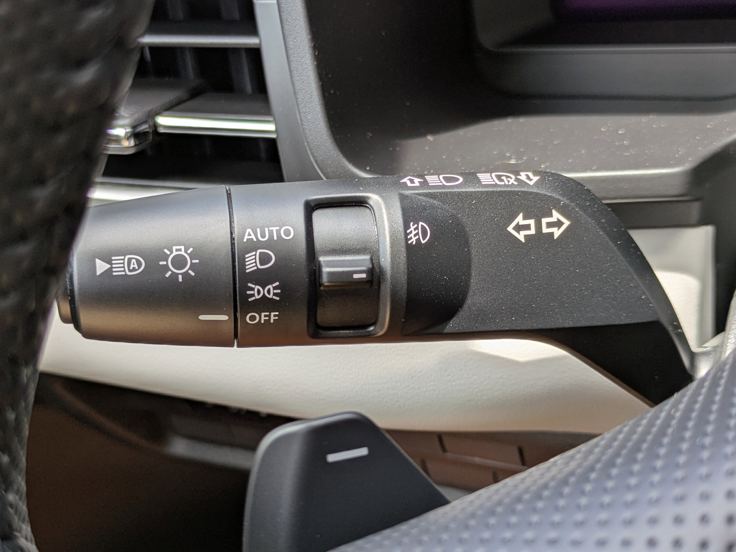 2025 Mitsubishi Outlander SE - Photo 27