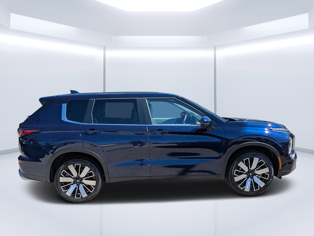 New 2025 Mitsubishi Outlander SE SUV