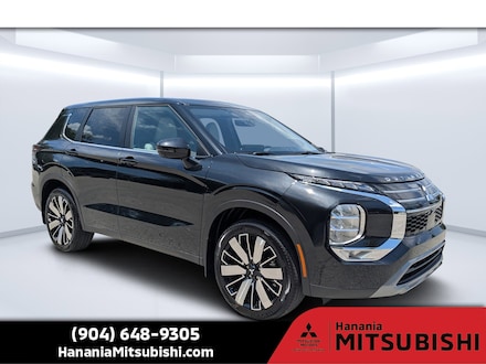 2025 Mitsubishi Outlander SE SUV