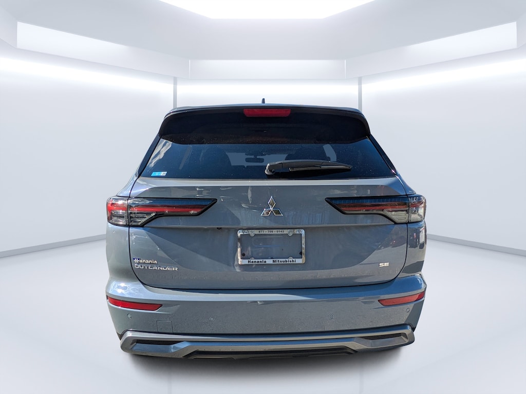 New 2026 Mitsubishi Outlander SE SUV