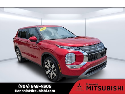 2025 Mitsubishi Outlander SE SUV