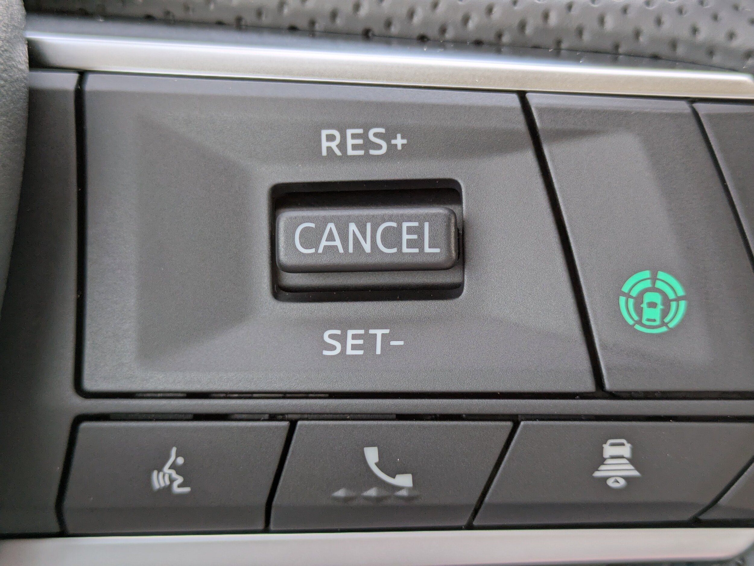 2025 Mitsubishi Outlander SE - Photo 26