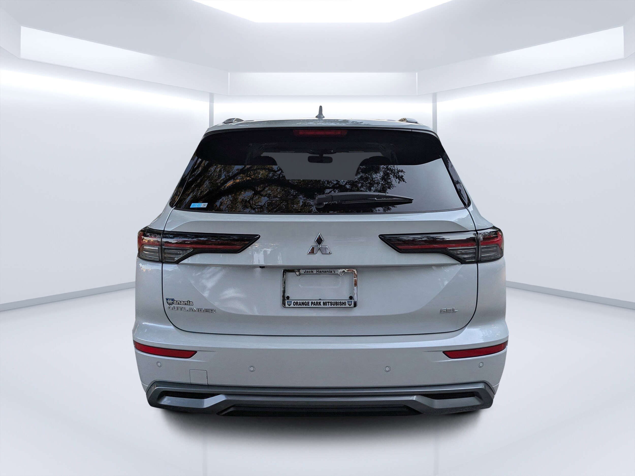 2025 Mitsubishi Outlander SEL photo 4