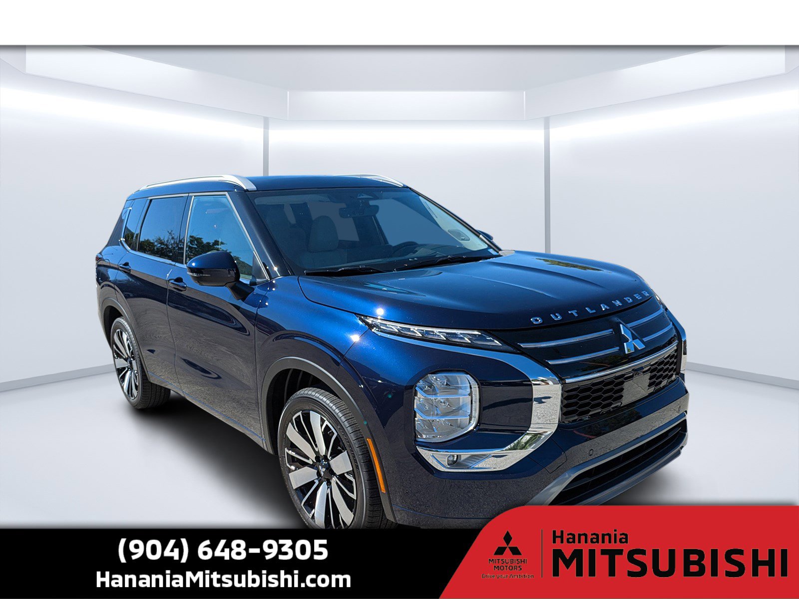 2025 Mitsubishi Outlander SEL's photo