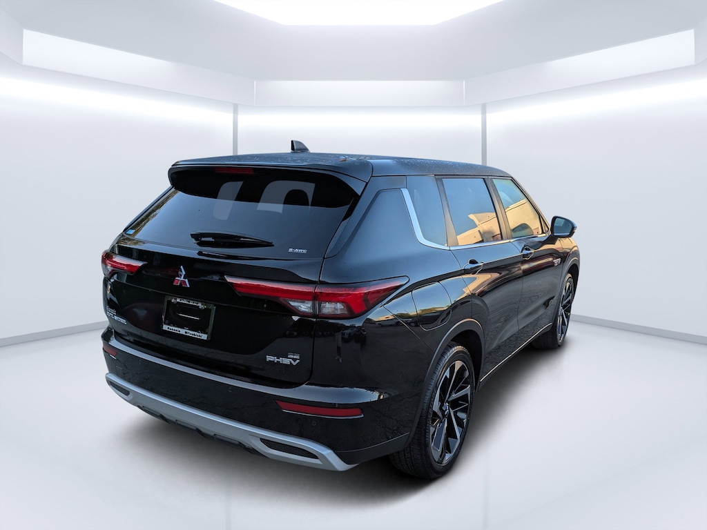 New 2025 Mitsubishi Outlander PHEV SE SUV