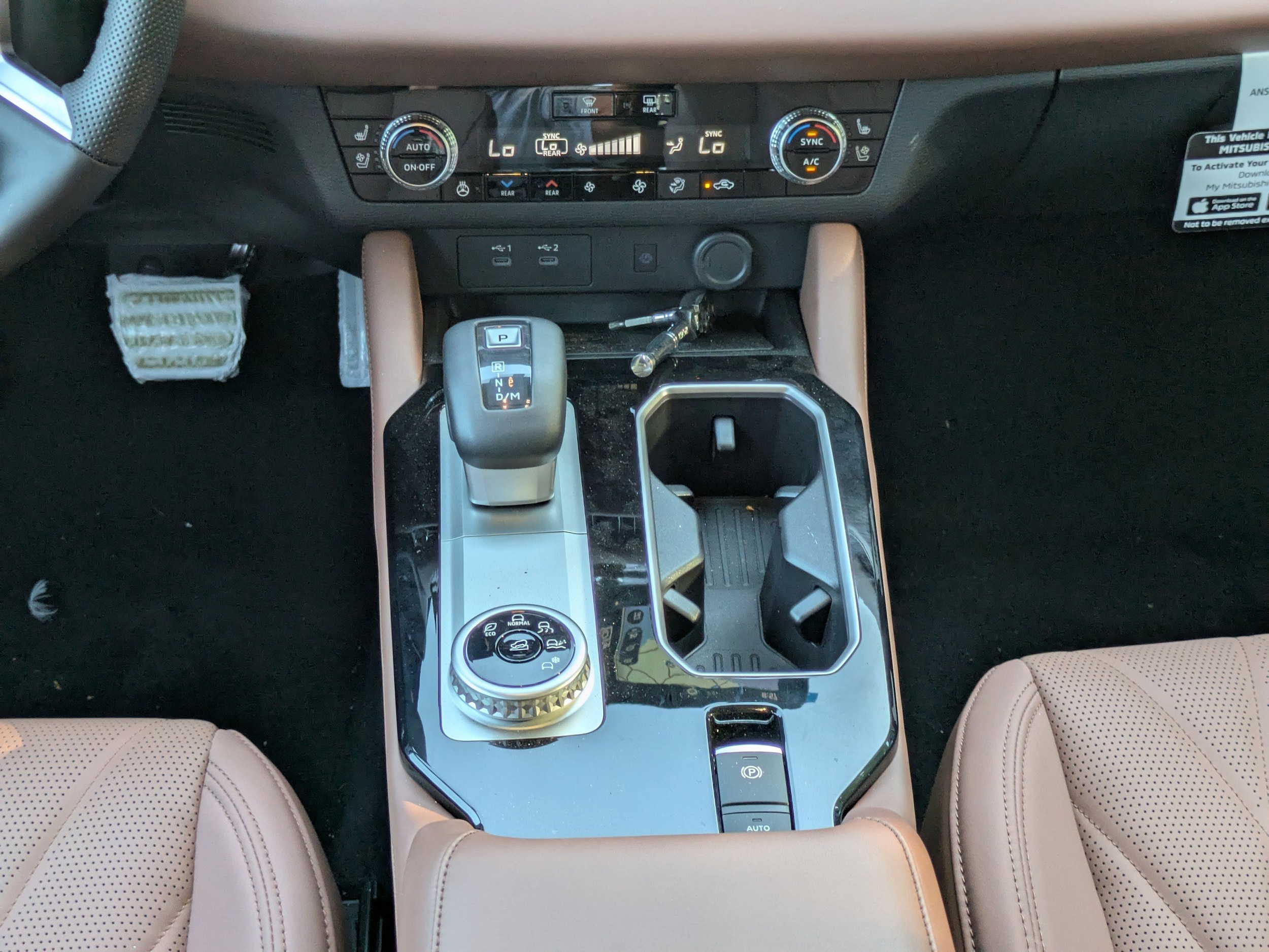 2025 Mitsubishi Outlander SEL - Photo 21