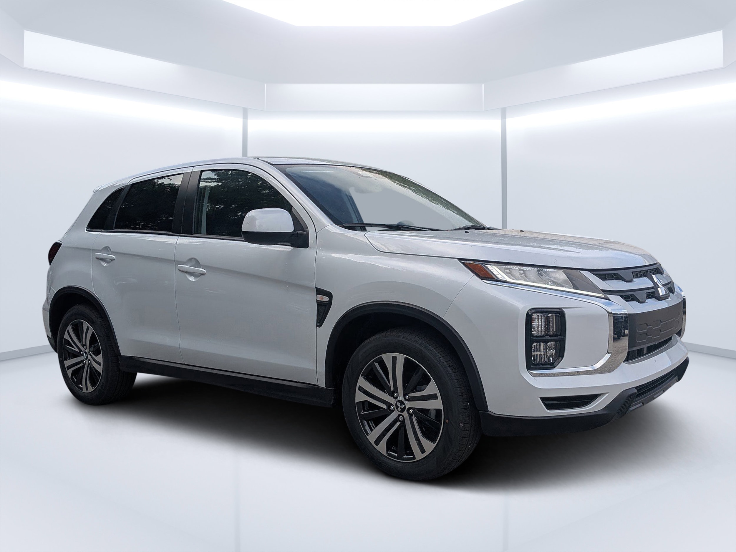 2026 Mitsubishi Outlander Sport 2.0 ES AWC CVT's photo