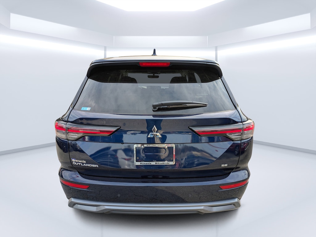 New 2026 Mitsubishi Outlander SE SUV