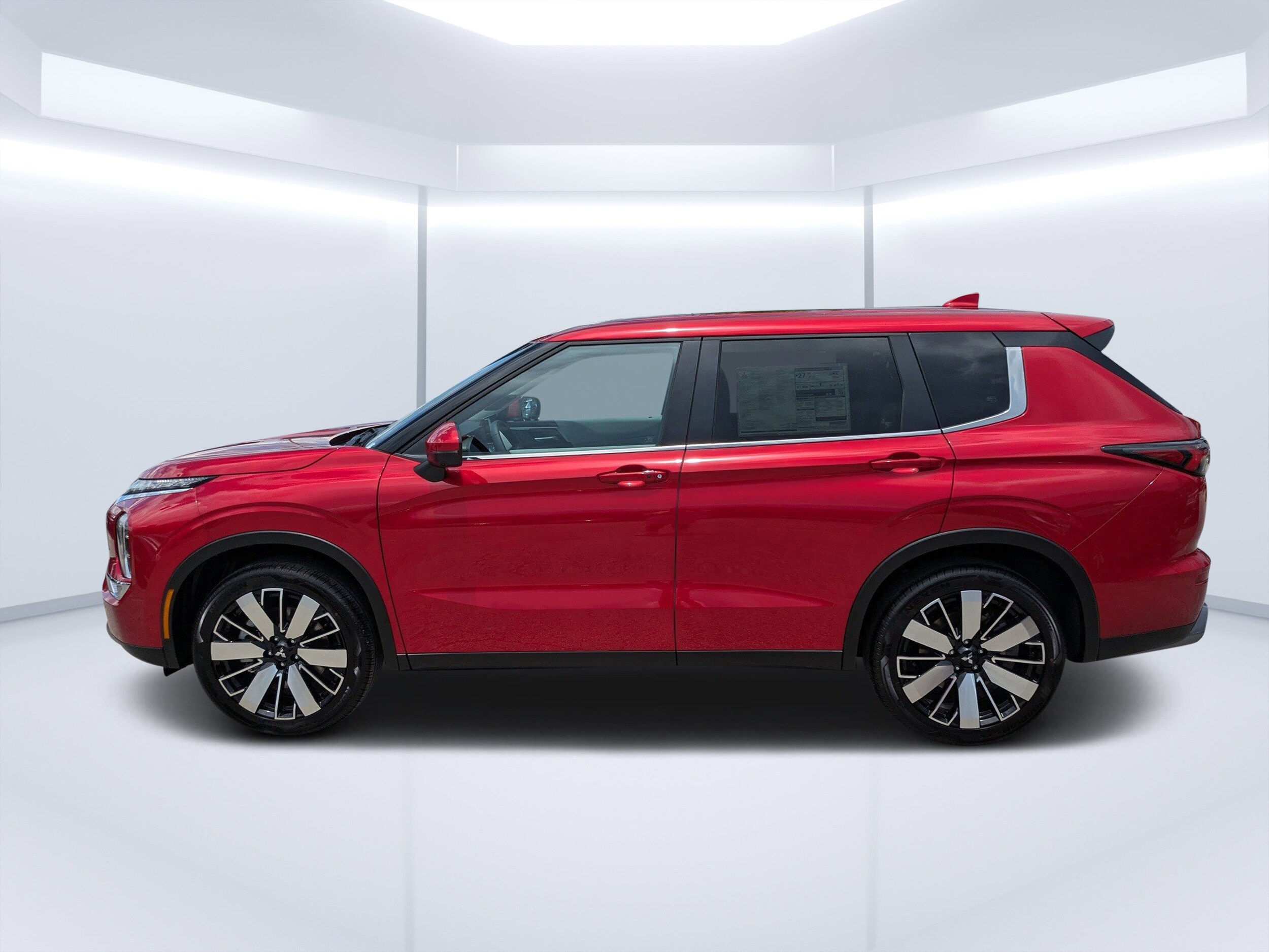 2025 Mitsubishi Outlander SE - Photo 6
