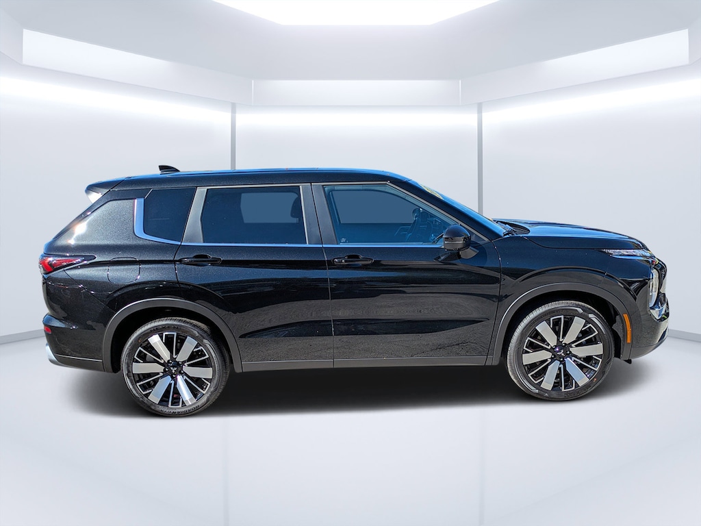New 2025 Mitsubishi Outlander SE SUV