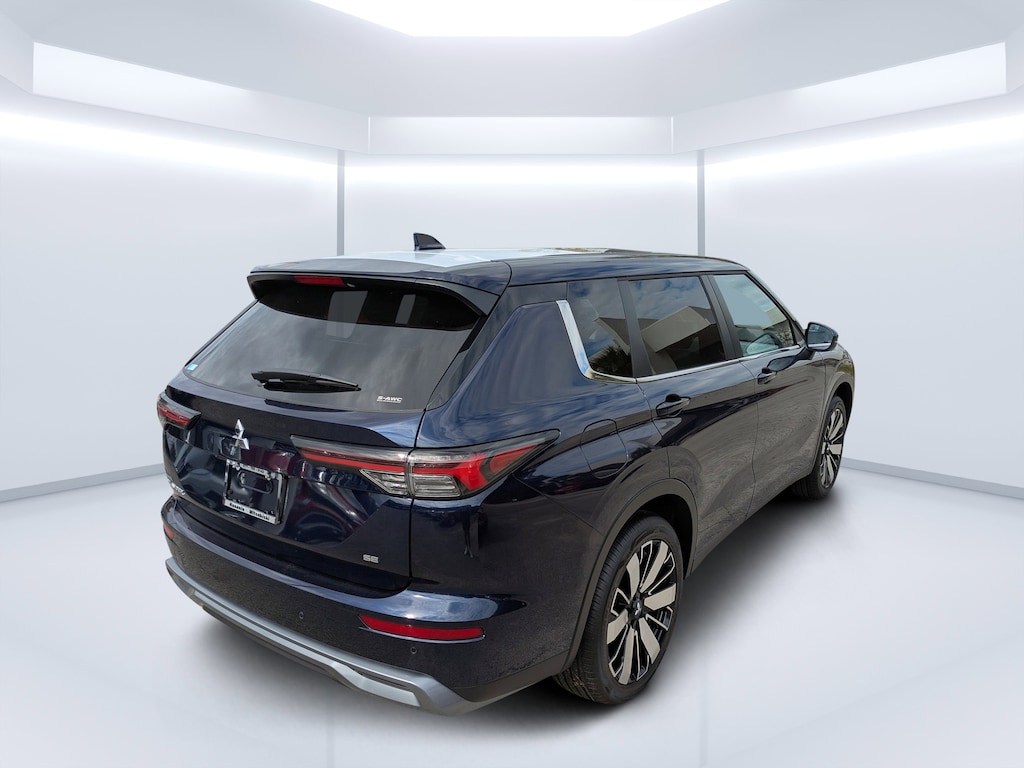 New 2025 Mitsubishi Outlander SE SUV