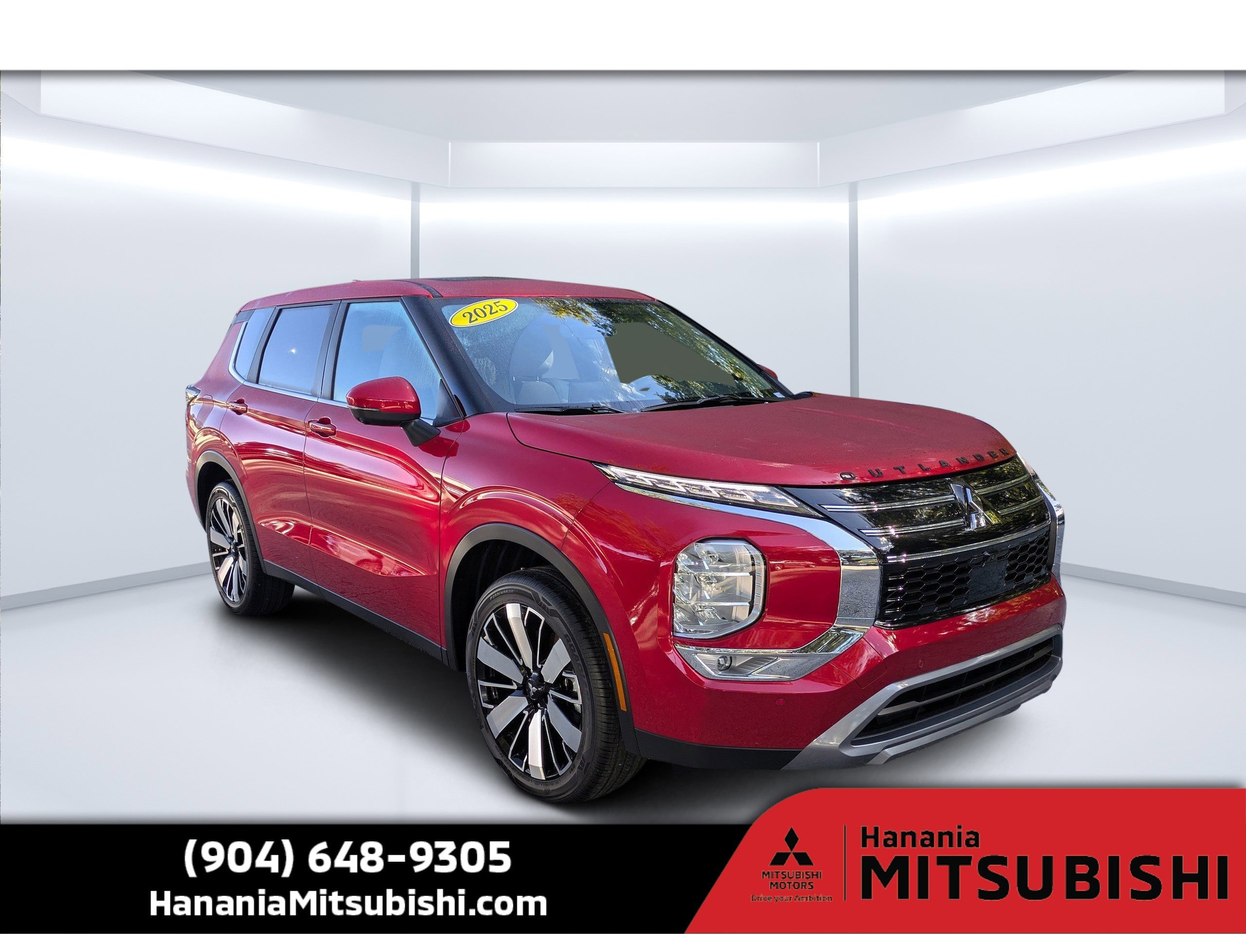 2025 Mitsubishi Outlander SE's photo