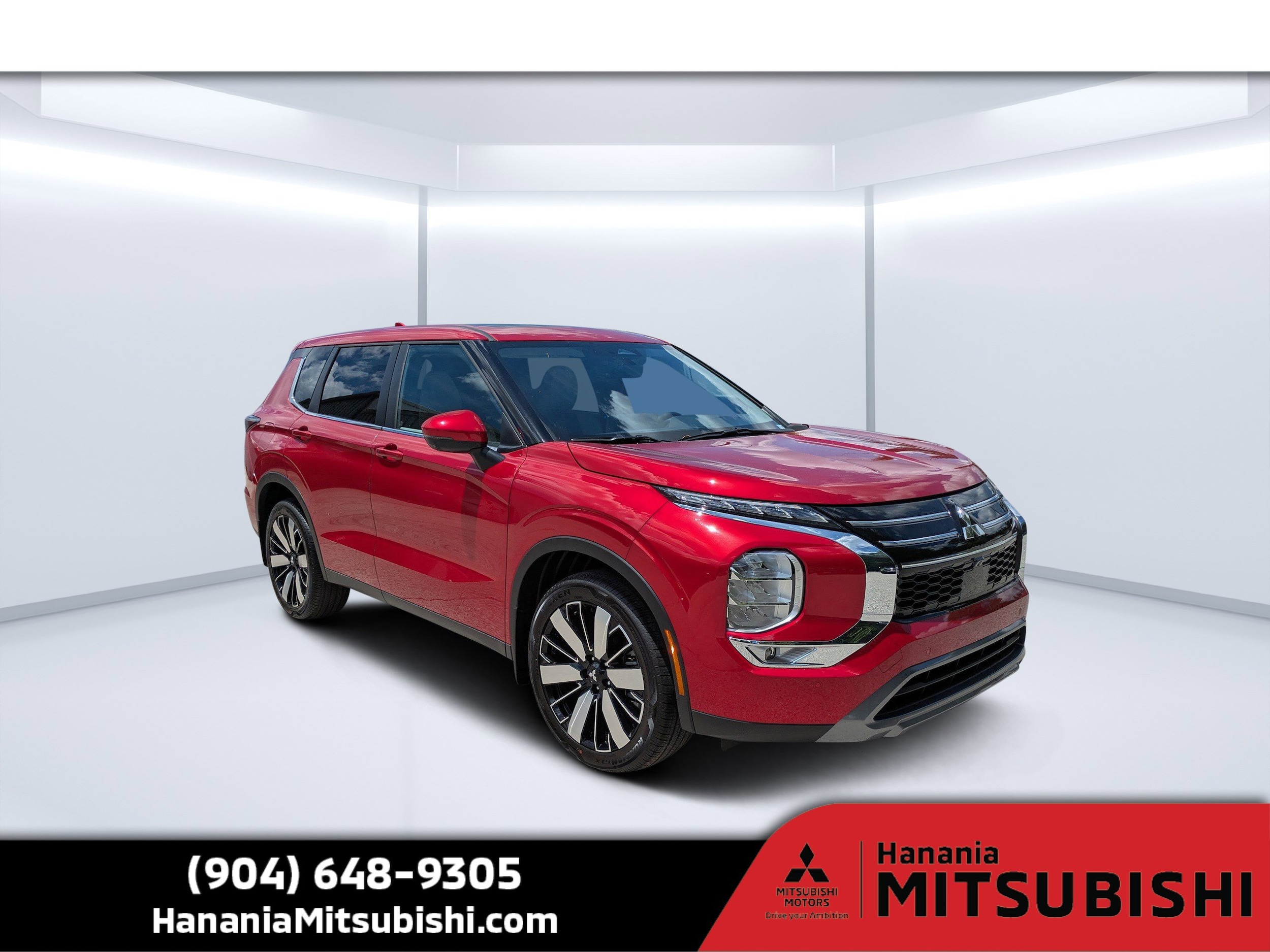 2025 Mitsubishi Outlander SE's photo