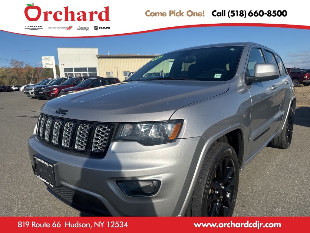 Used 2018 Jeep Grand Cherokee Altitude SUV