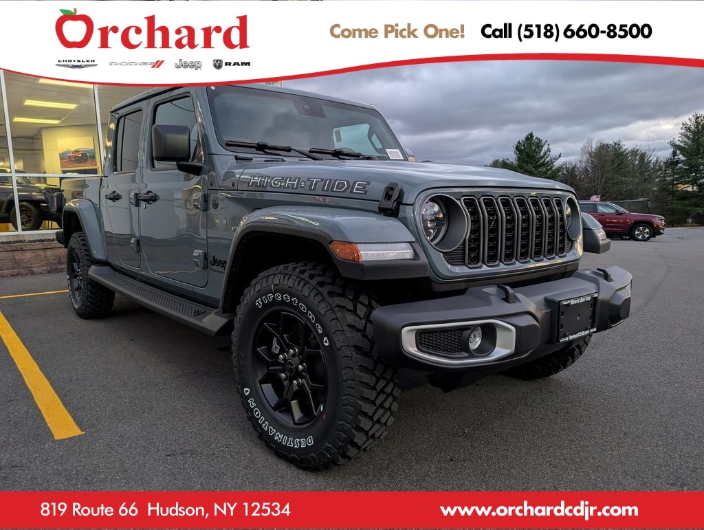 2025 Jeep Gladiator High Tide's photo