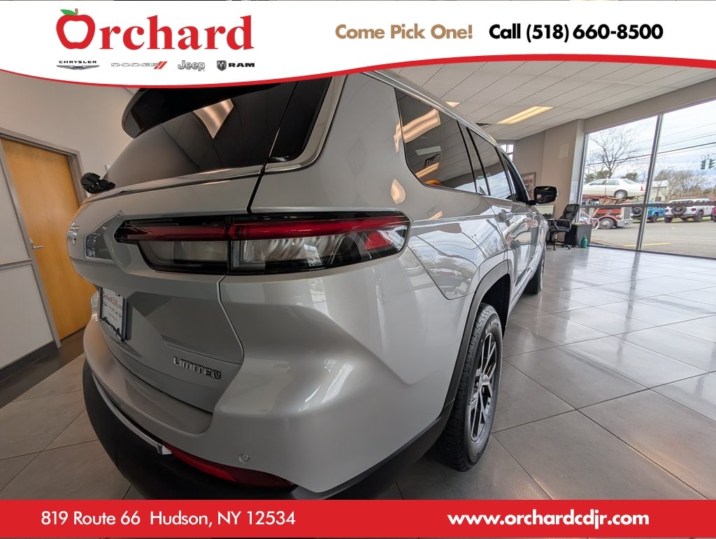 New 2024 Jeep Grand Cherokee L LIMITED 4X4 Sport Utility