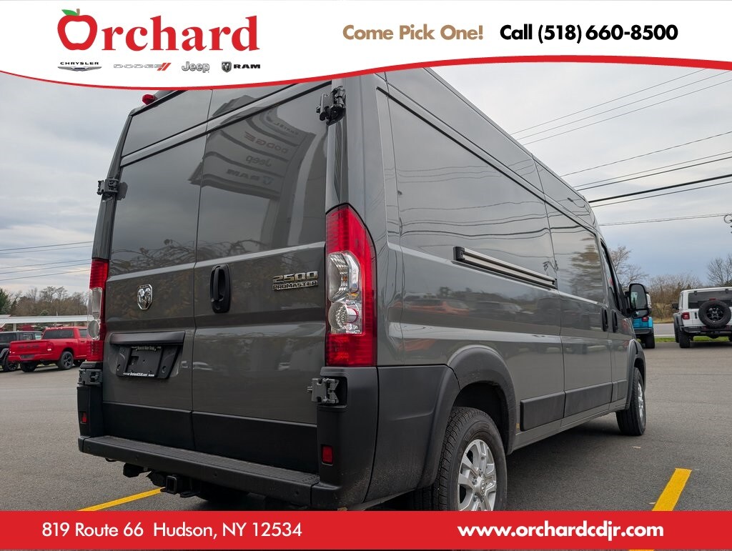 2026 Ram ProMaster 2500 Cargo Van photo 2