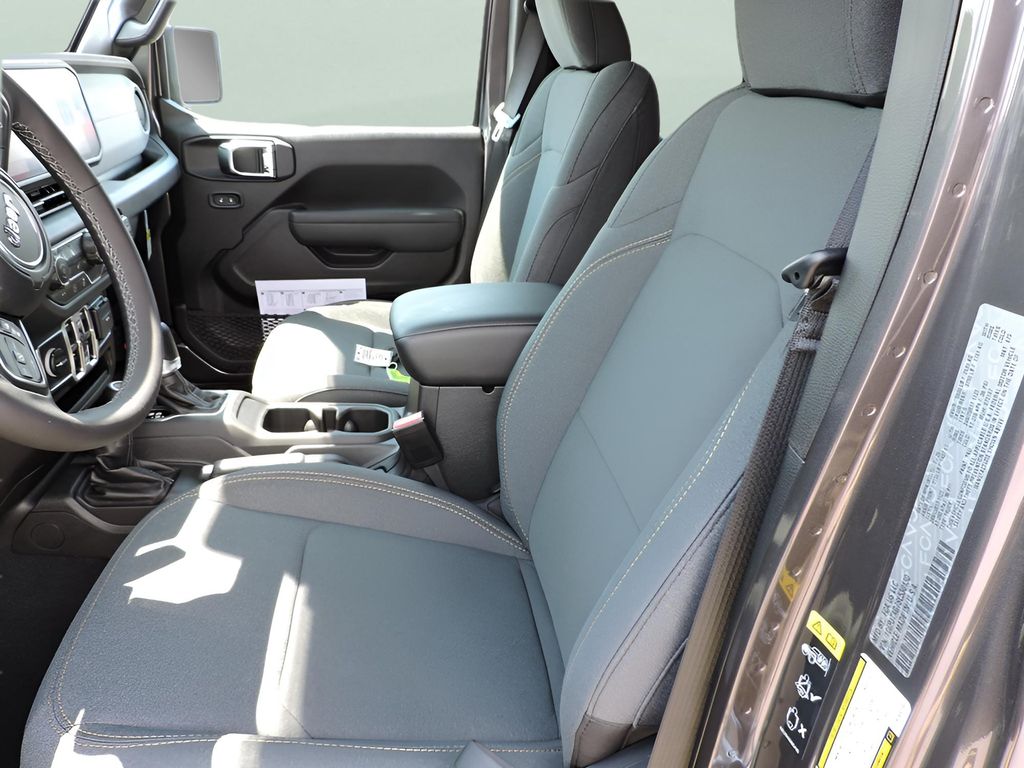 2025 Jeep Gladiator Sport S - Photo 12