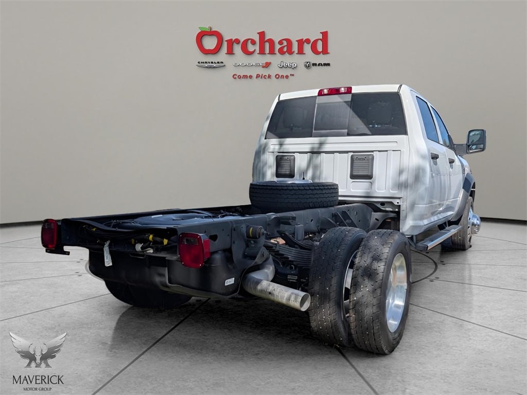 2024 Bright White Ram 5500 Chassis Cab 5500 TRADESMAN CHASSIS CREW CAB 4X4 60' CA 4X4 Truck