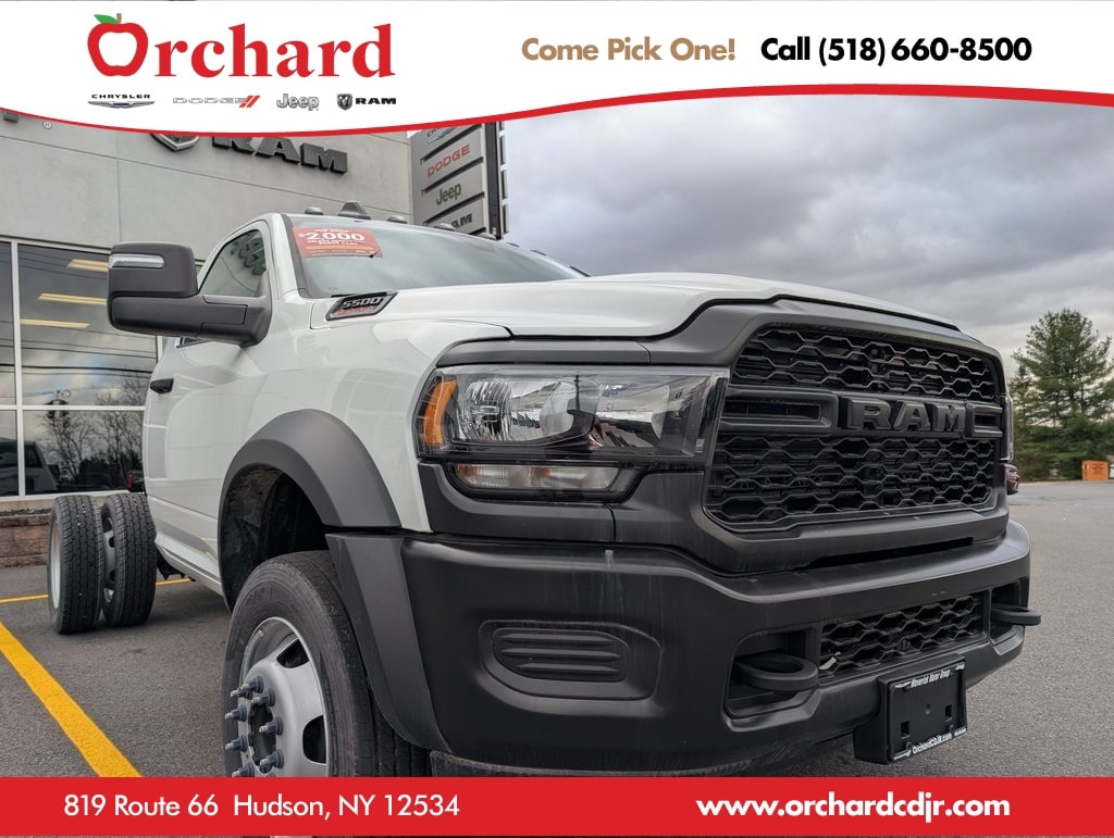 New 2024 Ram 5500 Chassis Cab TRADESMAN REGULAR 4X4 60' CA Pickup