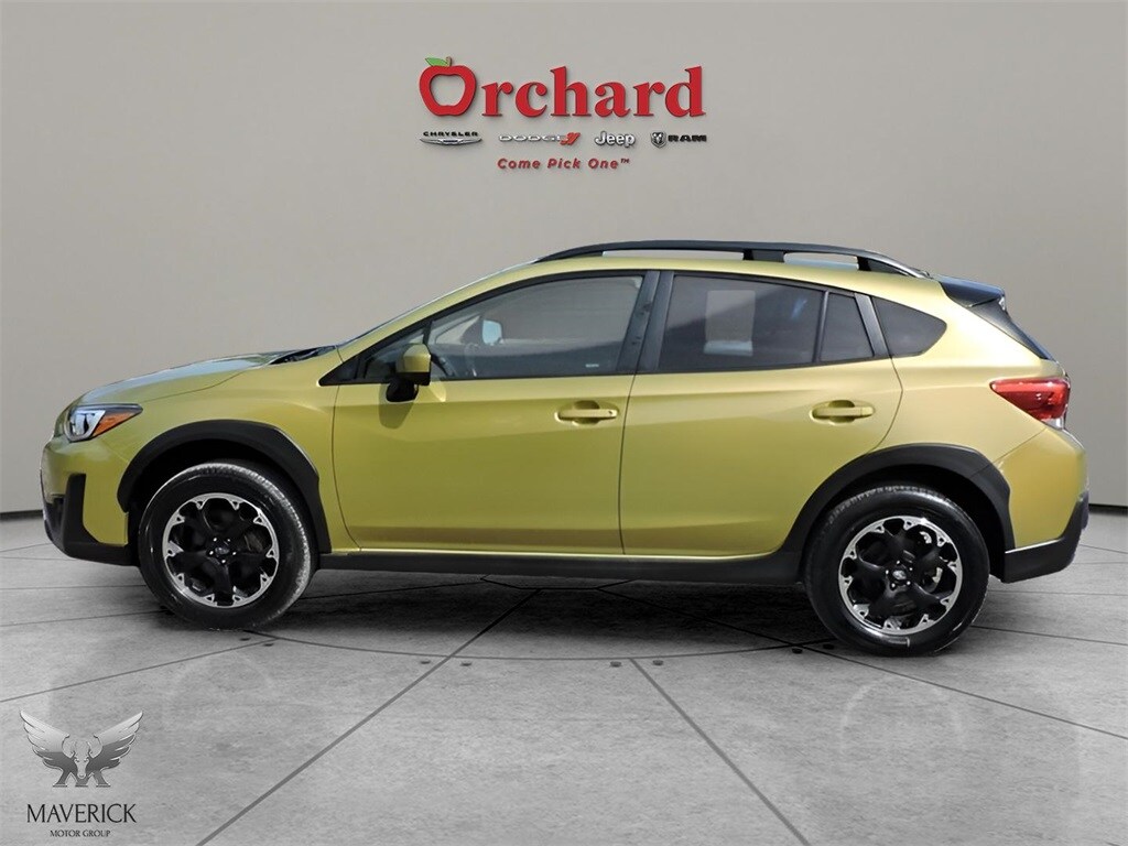 2023 Subaru Crosstrek Premium photo 2