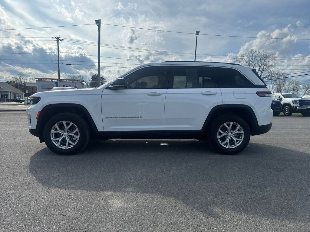 Used 2023 Jeep Grand Cherokee Limited SUV